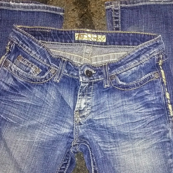 BkE Jeans - Picture 4 of 5